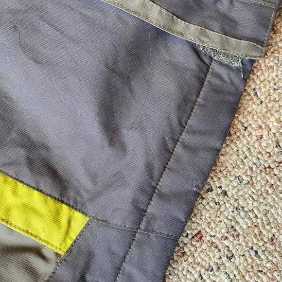 L.L. Unisex Adult Waterproof Hoodie Jacket Windbreaker Size XL18 Pocket - Picture 10 of 11